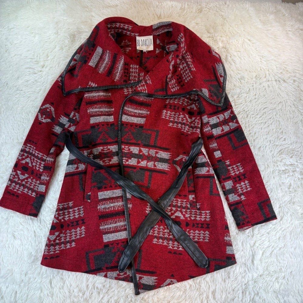 BB Dakota Southwestern Aztec Waterfall Cardigan Jacket Faux Leather Small Coat - Picture 12 of 14